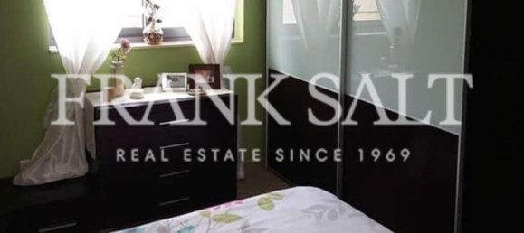 2 bedrooms Penthouse in Naxxar, Malta No. 3996 13