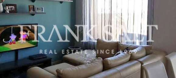 2 bedrooms Penthouse in Naxxar, Malta No. 3996 3