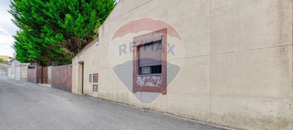 2 bedrooms House in Vila Nova de Gaia, Portugal No. 183576 3