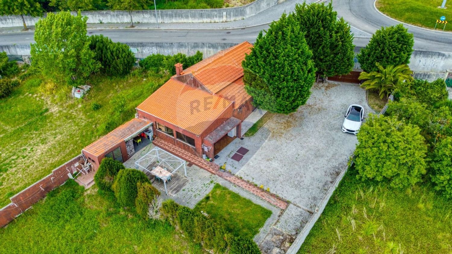 2 bedrooms House in Vila Nova de Gaia, Portugal No. 183576