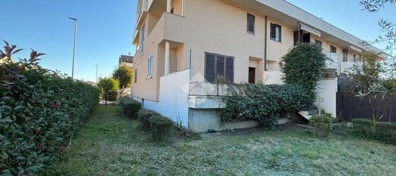 4 rooms House in Novara, Italy No. 66072 6