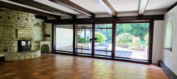 Дом с 5 комнатами в Ноймюнстер, Германия № 346458 6