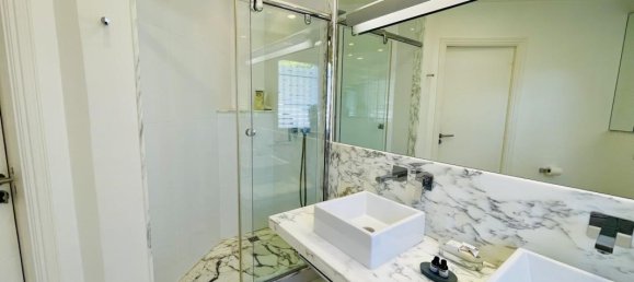 Villa de 4 dormitorios en Mougins, France No. 291880 21