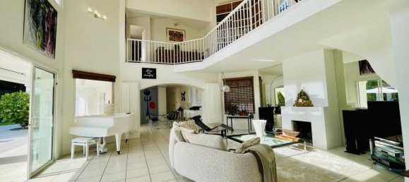 Villa de 4 dormitorios en Mougins, France No. 291880 12