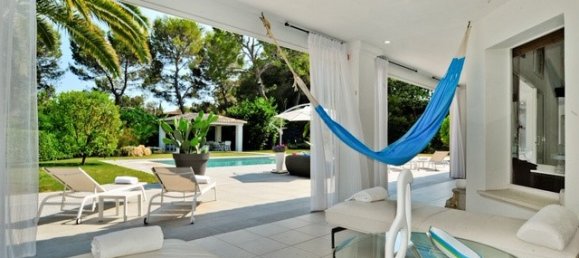 Villa de 4 dormitorios en Mougins, France No. 291880 8