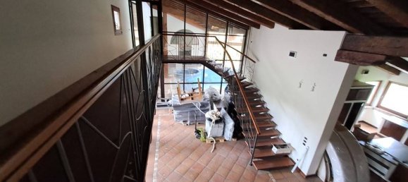 Villa de 4 dormitorios en Vigonovo, Italy No. 162133 12