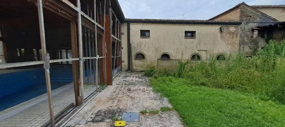 Villa de 4 dormitorios en Vigonovo, Italy No. 162133 27