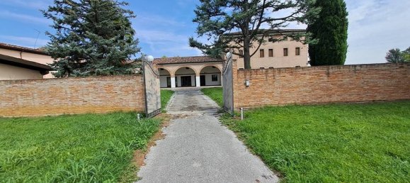 Villa de 4 dormitorios en Vigonovo, Italy No. 162133 2