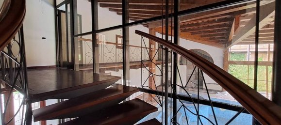 Villa de 4 dormitorios en Vigonovo, Italy No. 162133 13