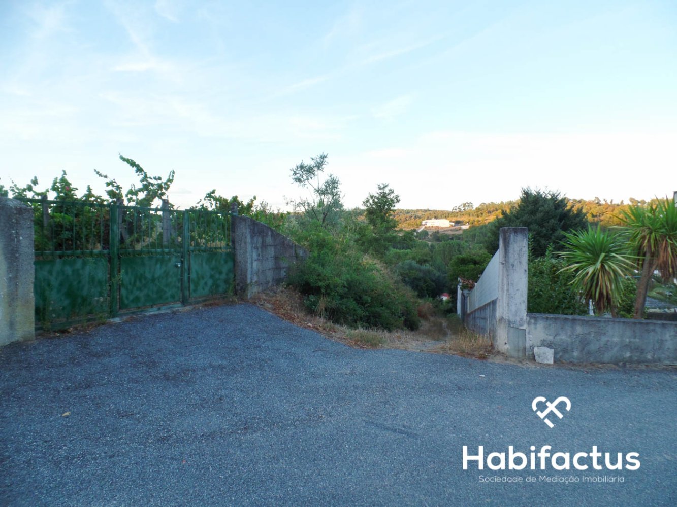  Land in Viseu, Portugal No. 68846