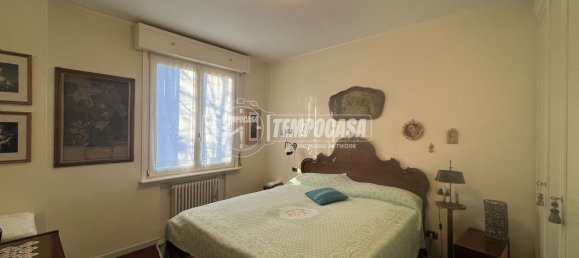 3 rooms Apartment in Bettola, Italy No. 230171 8