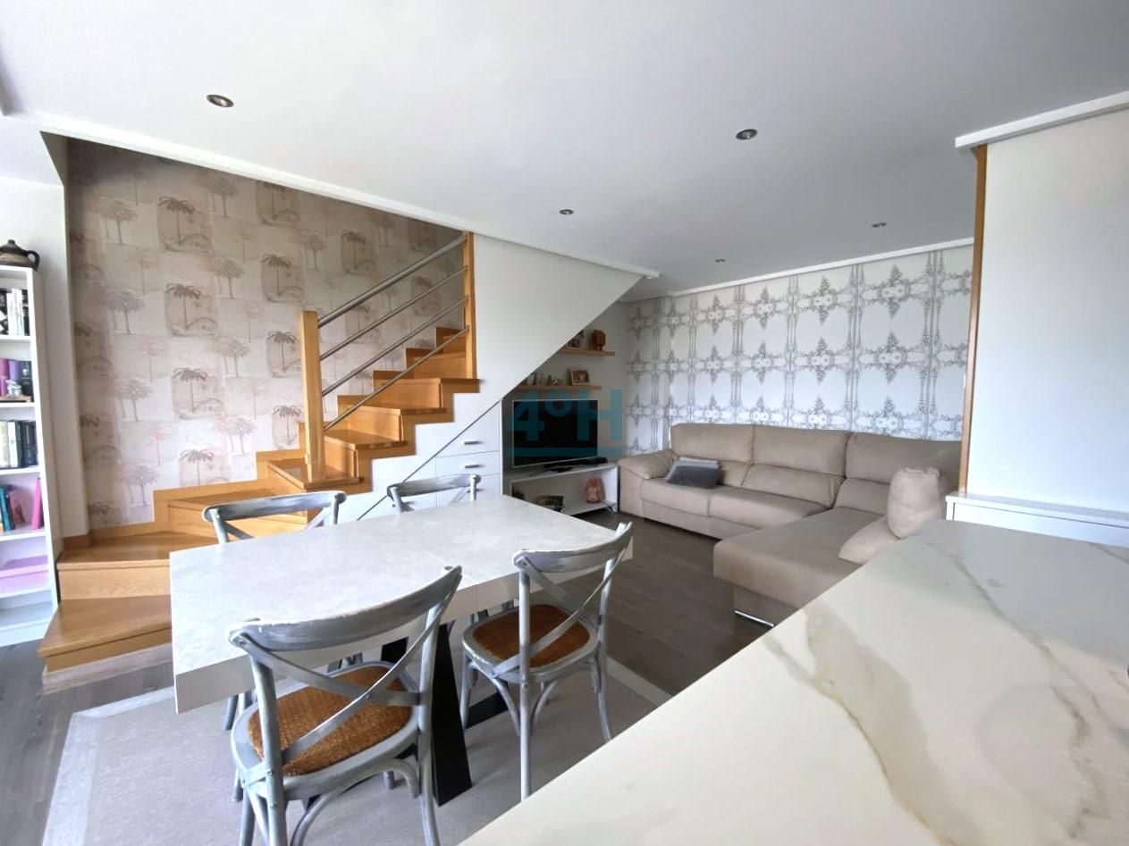 Дуплекс с 3 спальнями в Оренсе, Испания № 164322