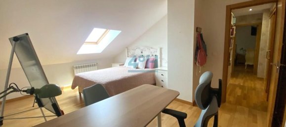 Dúplex de 3 dormitorios en Orense, Spain No. 164322 25