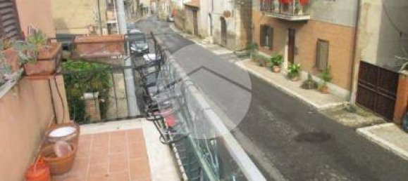 4-salle Appartement à Castel Sant'Elia, Italy No. 300595 2