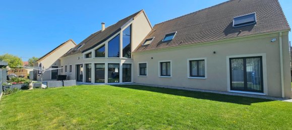 7 bedrooms House in Favrieux, France No. 332325 2