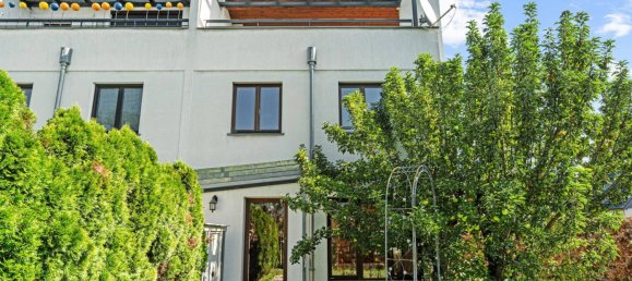 Дом с 5 комнатами в Вена, Австрия № 220907 3