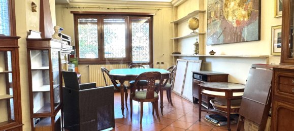 7-Zimmer Villa in Rome, Italy, Nr. 261055 11