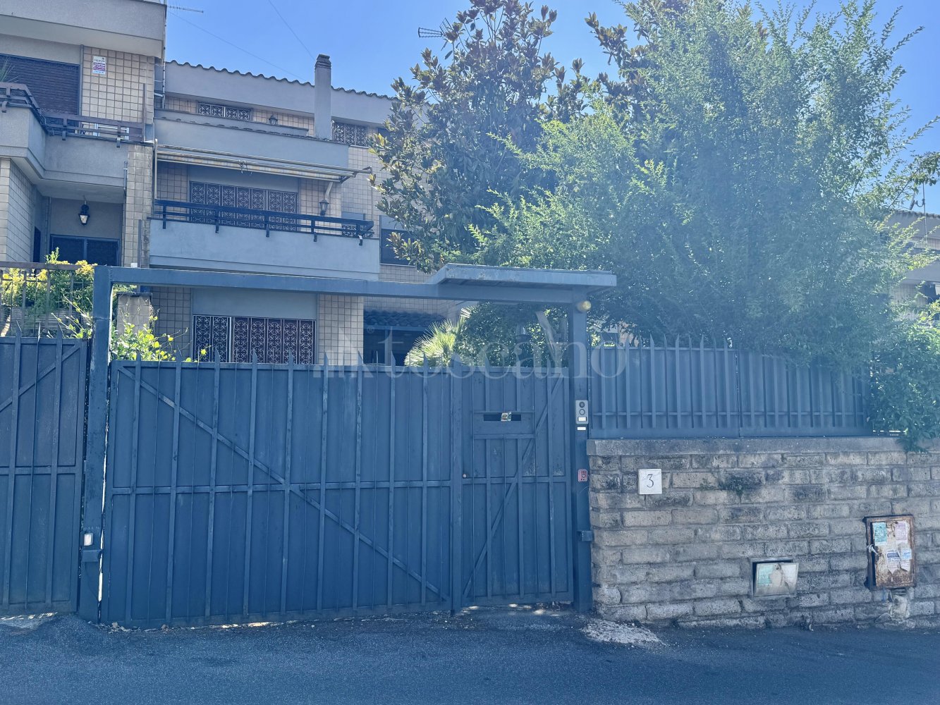 7-Zimmer Villa in Rome, Italy, Nr. 261055