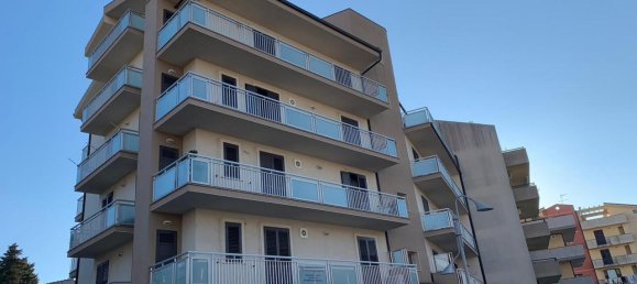 2-salle Appartement à Modica, Italy No. 232666 16