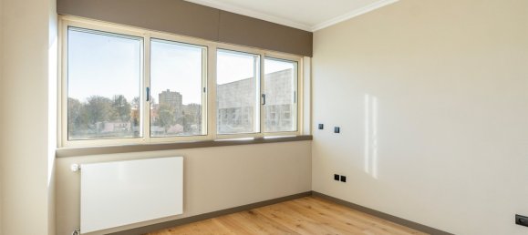 4 bedrooms Duplex in Porto, Portugal No. 117600 14