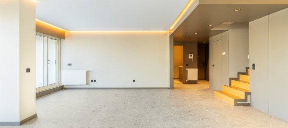 4 bedrooms Duplex in Porto, Portugal No. 117600 2