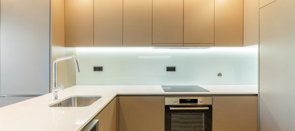 4 bedrooms Duplex in Porto, Portugal No. 117600 8