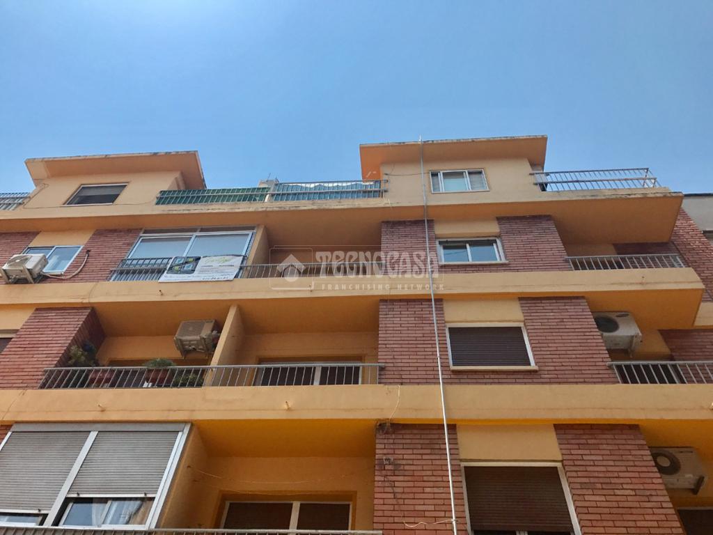 3 rooms Apartment in Zaragoza, Spain No. 203774