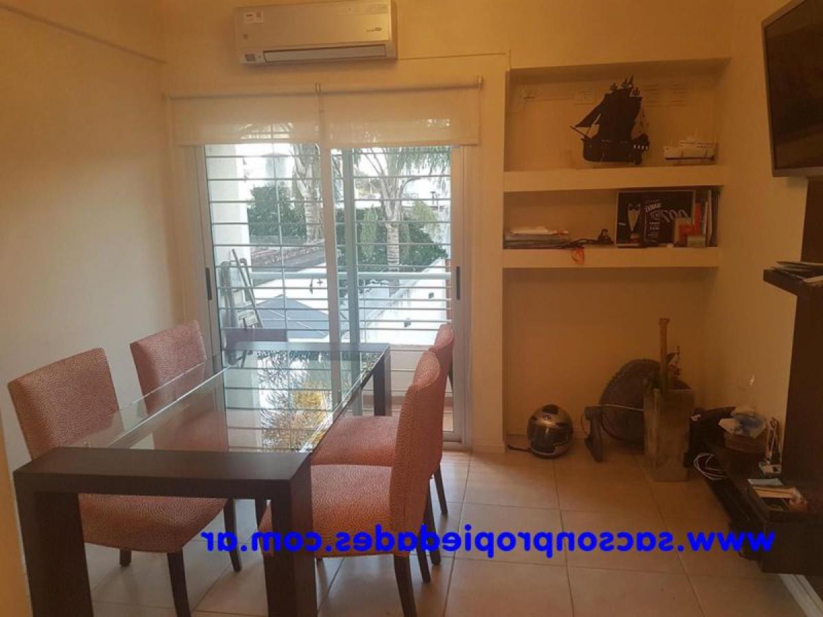 Studio in Bermudez, Argentina No. 8966