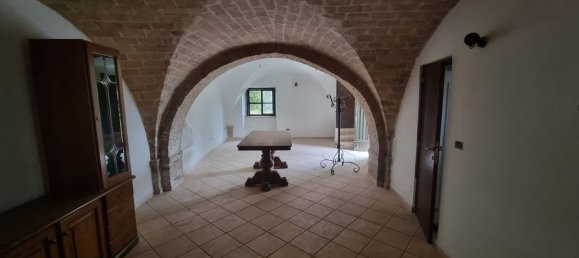 7 rooms House in Crecchio, Italy No. 218854 3