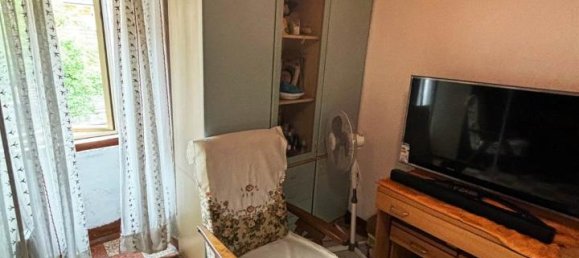 3 rooms Apartment in Sefro, Italy No. 17718 8