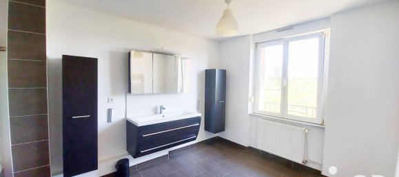 Apartamento de 4 dormitorios en Halstroff, France No. 259926 7