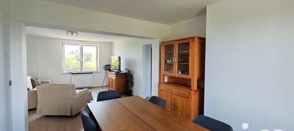 Apartamento de 4 dormitorios en Halstroff, France No. 259926 2