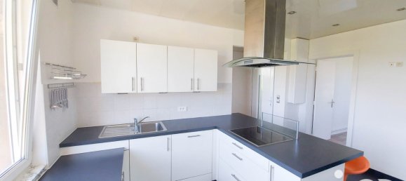 Apartamento de 4 dormitorios en Halstroff, France No. 259926 5