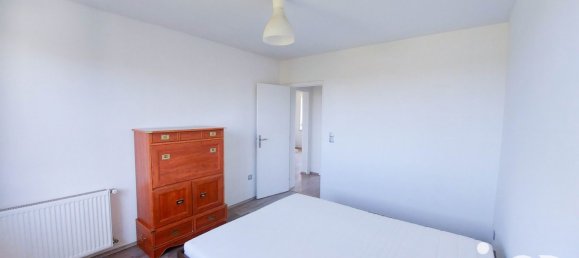 Apartamento de 4 dormitorios en Halstroff, France No. 259926 11