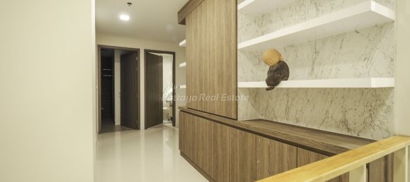3 bedrooms Condo in Pattaya, Thailand No. 5562 10