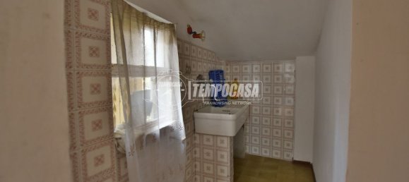 5 rooms Apartment in Serrapetrona, Italy No. 72500 12
