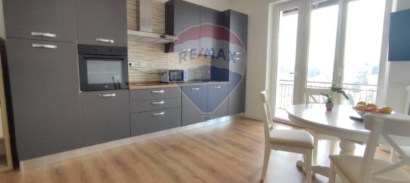 3 rooms Apartment in Villa Guardia, Italy No. 65661 3