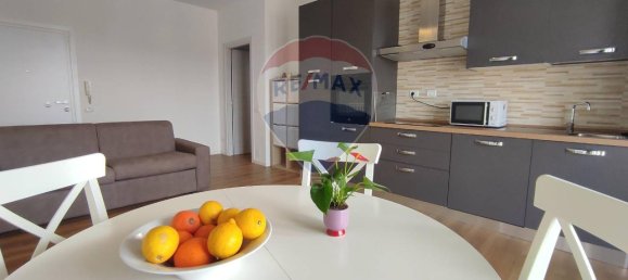 3 rooms Apartment in Villa Guardia, Italy No. 65661 4