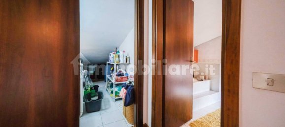 2 Schlafzimmer Wohnung in Sona, Italy, Nr. 53123 30