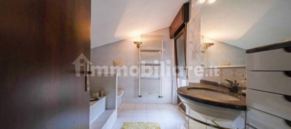 2 Schlafzimmer Wohnung in Sona, Italy, Nr. 53123 31