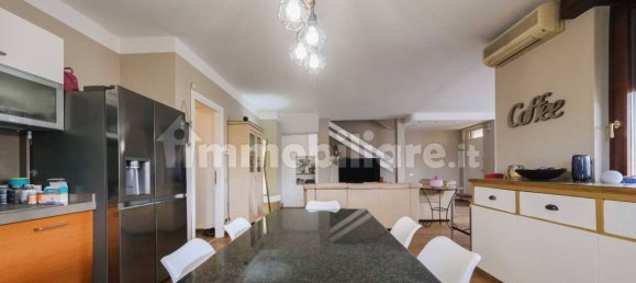 2 Schlafzimmer Wohnung in Sona, Italy, Nr. 53123 51