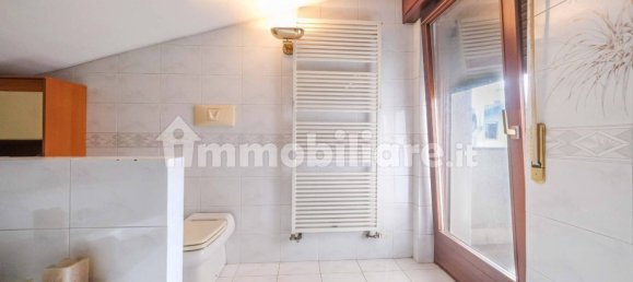 2 Schlafzimmer Wohnung in Sona, Italy, Nr. 53123 34
