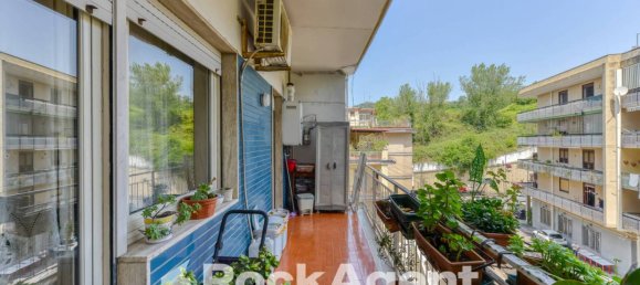 2 bedrooms Apartment in Naples, Italy No. 313528 6