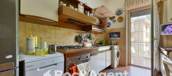 2 bedrooms Apartment in Naples, Italy No. 313528 7