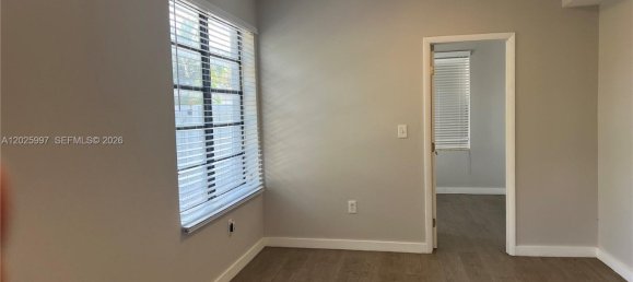 1 Schlafzimmer Villa in Miami, USA, Nr. 614986 4