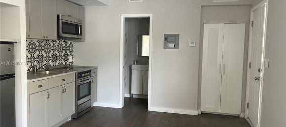 1 Schlafzimmer Villa in Miami, USA, Nr. 614986 11