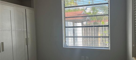 1 Schlafzimmer Villa in Miami, USA, Nr. 614986 5