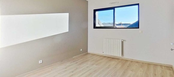 4 Schlafzimmer Haus in Lons, France, Nr. 193773 8