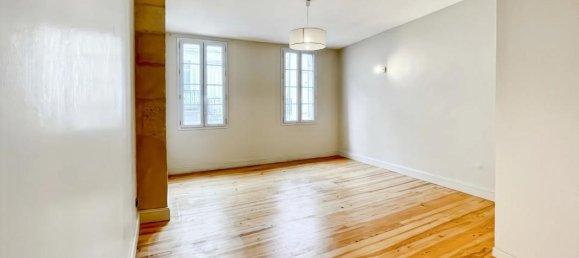 4 bedrooms Villa in Libourne, France No. 95788 7