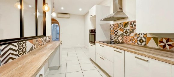 4 bedrooms Villa in Libourne, France No. 95788 12